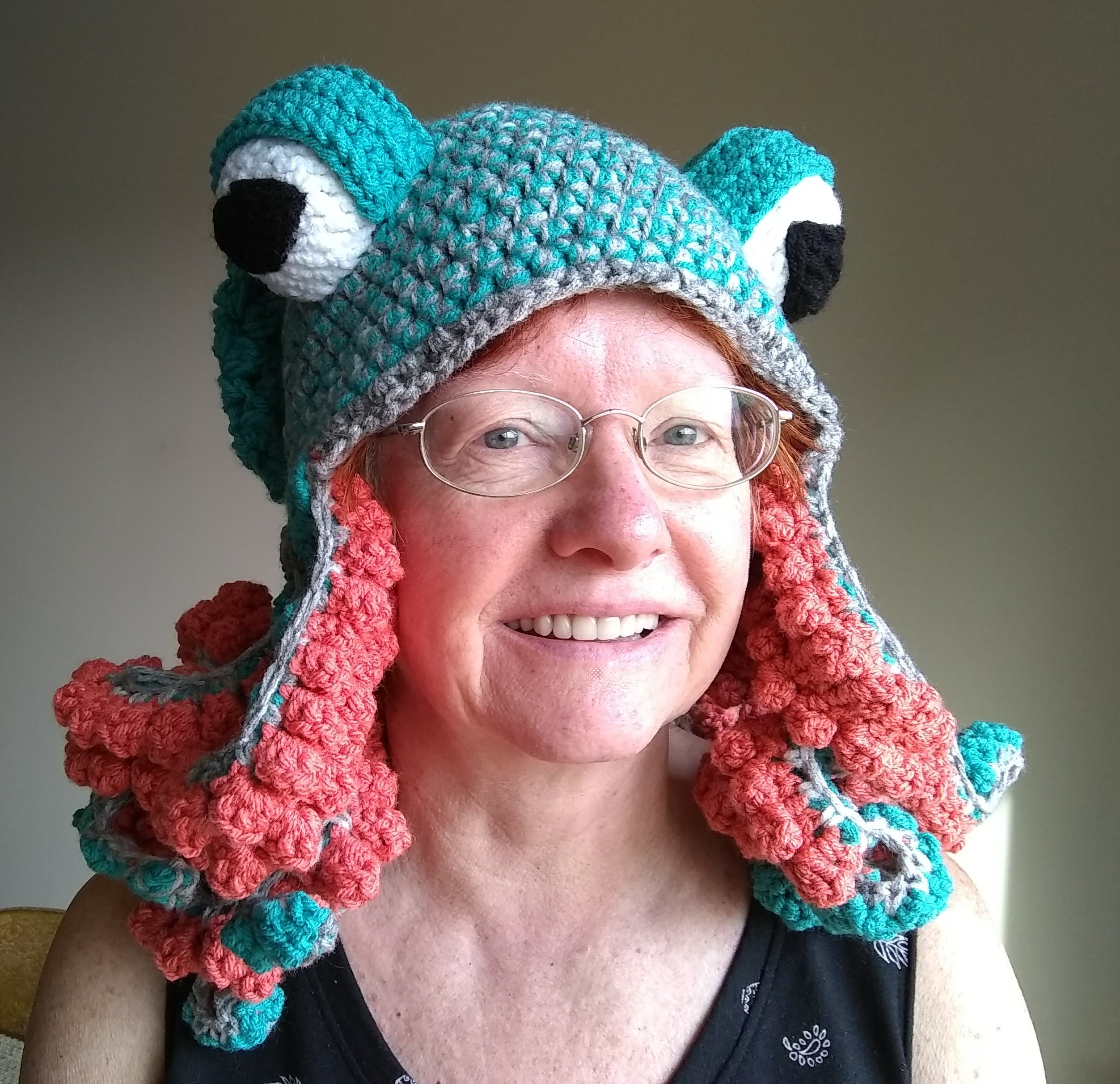 FO] Release the Kraken! I made the Twisted Kraken hat in Seattle colors : r/ crochet